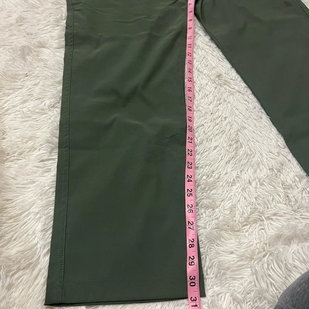The North Face Men’s Convertible Pants - size 26